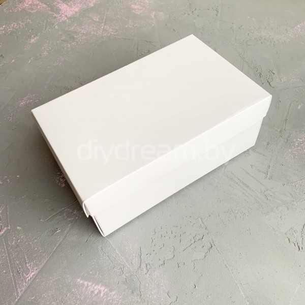 Коробка подарочная 18x11x7 см, белая