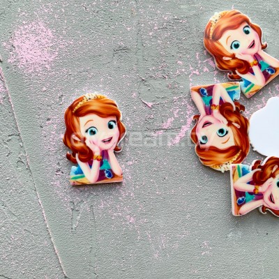 Кабошон-вырубка "София Прекрасная" 35х24 мм Кабошон-вырубка "София Прекрасная" 35х24 мм