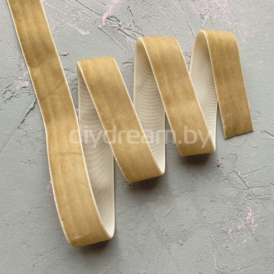 Лента бархатная 25 мм, цв. светло-коричневый Лента бархатная 25 мм, цв. светло-коричневый