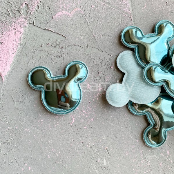 Патч глянец "Микки Маус" 4х3,5 см, голубой Патч глянец "Микки Маус" 4х3,5 см, голубой