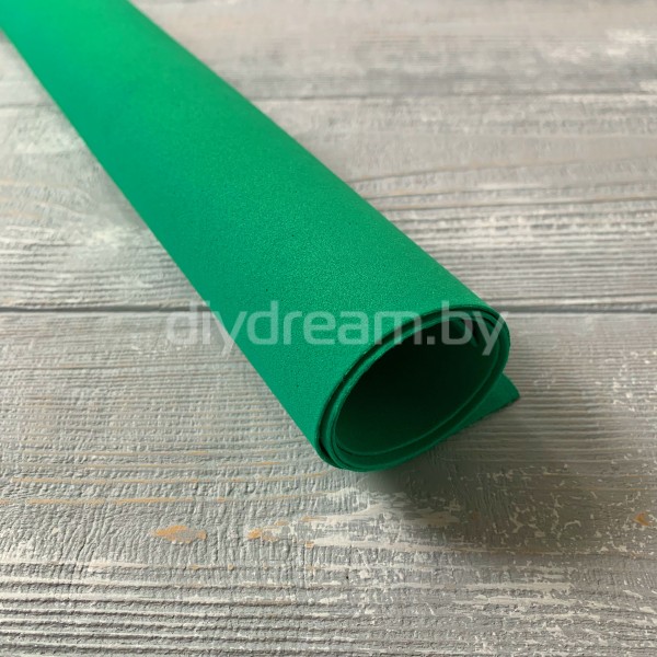 Китайский фоамиран (1 мм) 50х50 см, зелёный